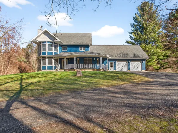 520 S Jackson St, Hanover, MI 49241