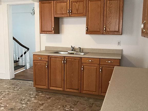 Remodeled Large Eat in Kitchen