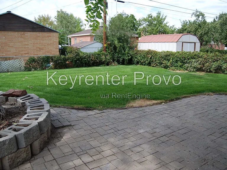 853 Memmo Dr #B — Photo 9