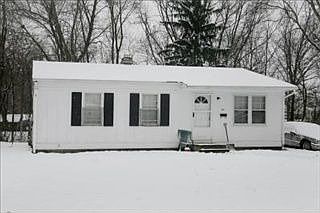 2nd image of 147 Saratoga Ave