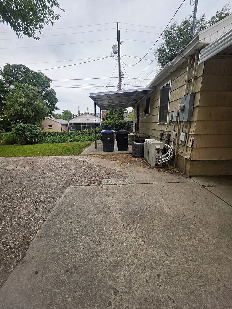 Crothall-D — Photo 3