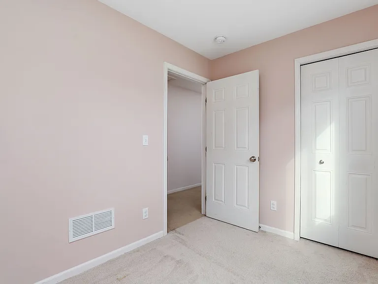 2434 Pinecrest Ave — Photo 16