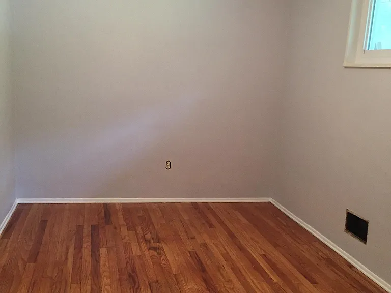 722 Greenleaf Dr — Photo 5