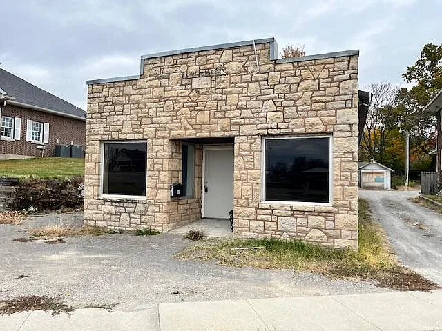 1 bed, 1.0 bath, 1440 sqft, $1,100 — Photo 1