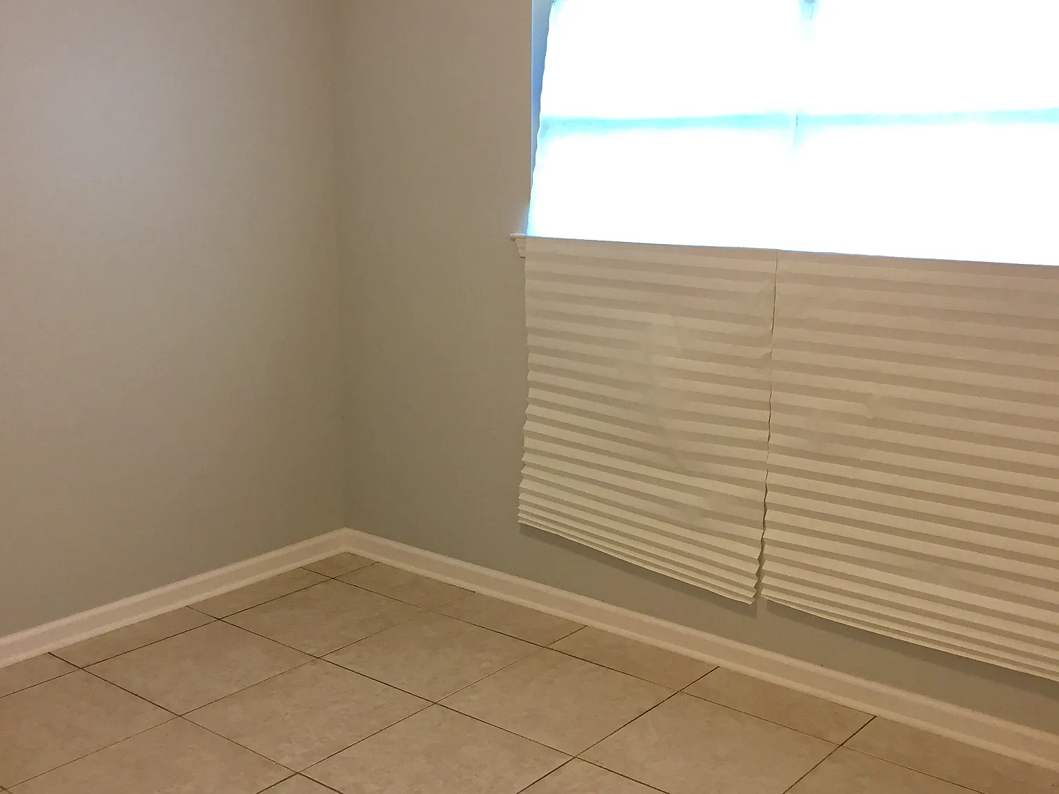 2 bed, 900 sqft, $1,300 — Photo 4