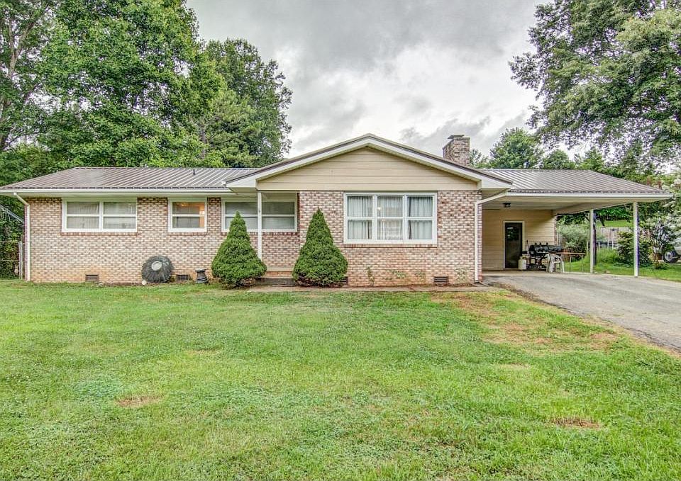 1st image of 3609 Deland Dr