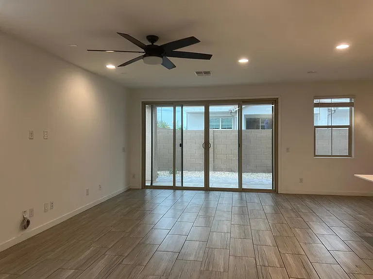 9922 E Tahoe Ave — Photo 4