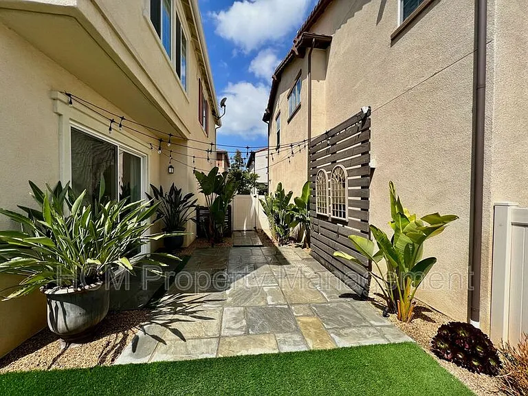 33 Maduro St — Photo 37