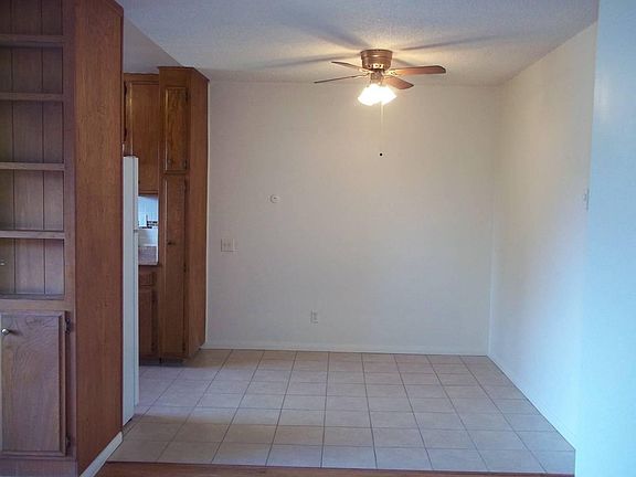 3rd image of 4227 Maryland St #9