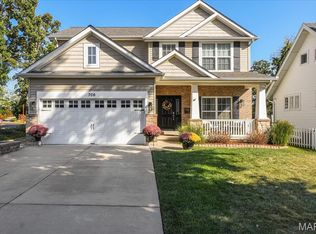 706 Edgewood Ave, Saint Louis, MO