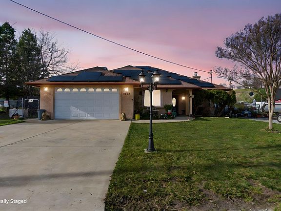 4th image of 2776 Dunn Rd