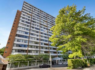 6611 Minoru Blvd #601, Richmond, BC V6Y 1Y9