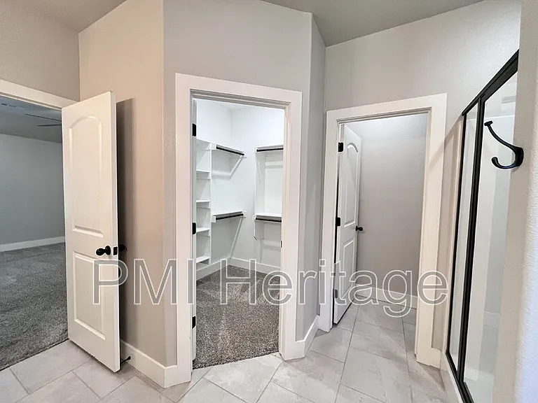 24 Bonhill Ln — Photo 14