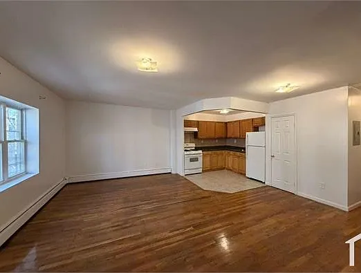 3 bed, 1300 sqft, $3,600 — Photo 4
