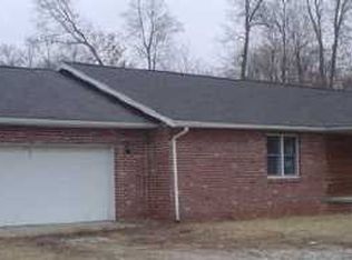 802 W 550 N, Cayuga, IN 47928