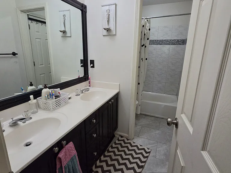 1210 Beacon Hill Xing — Photo 34
