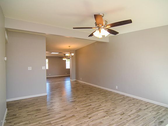 3rd image of 5647 E 35th St