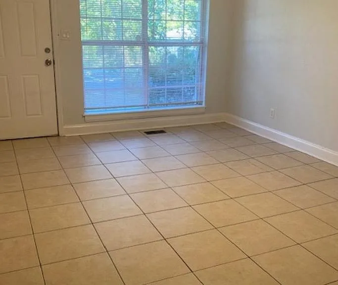 1315 California St — Photo 14