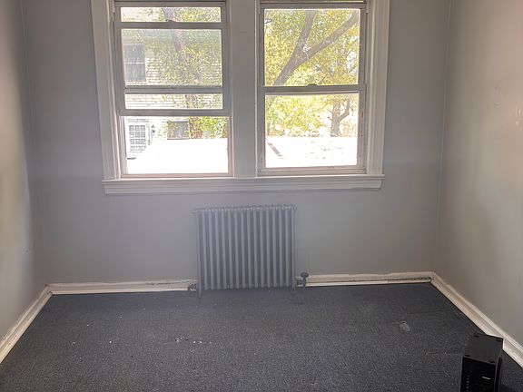 3rd image of 174-176 Jefferson St #2