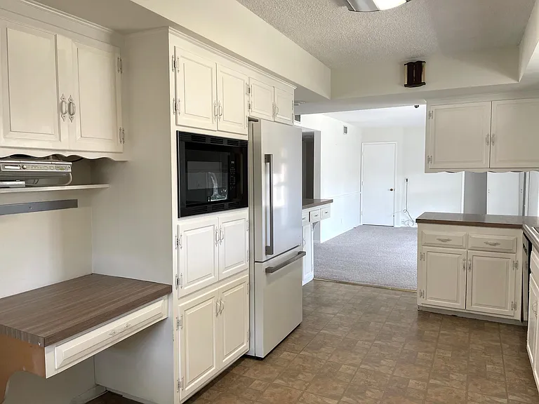 3001 Coleridge Dr — Photo 4