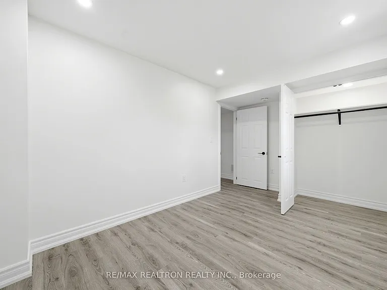 55 Bartram Cres #B — Photo 14