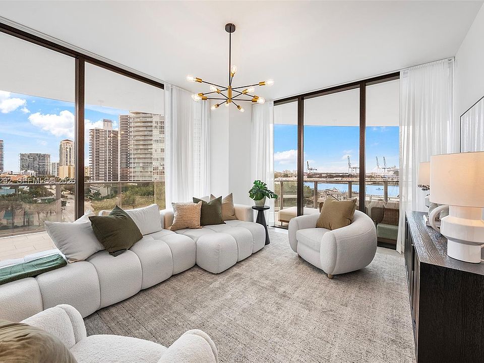 1st image of 500 Alton Rd Unit 901