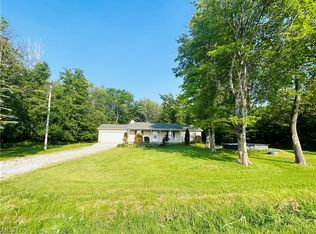 5959 Dewey Rd, Madison, OH 44057