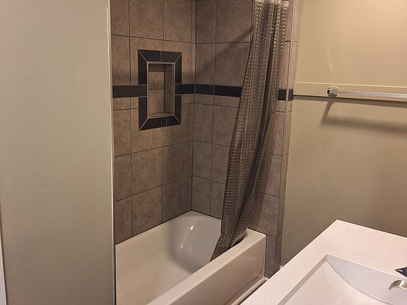 5th image of 2229 Portsmouth Blvd