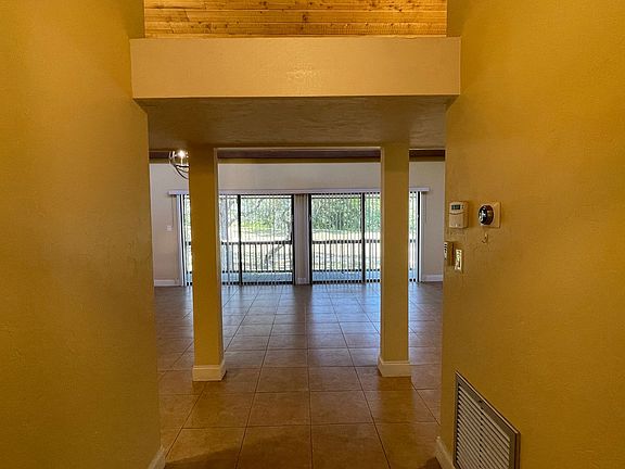 3rd image of 5008 Sherwood Ln