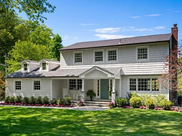 125 Midland Street, Cold Spring Harbor, NY 11724