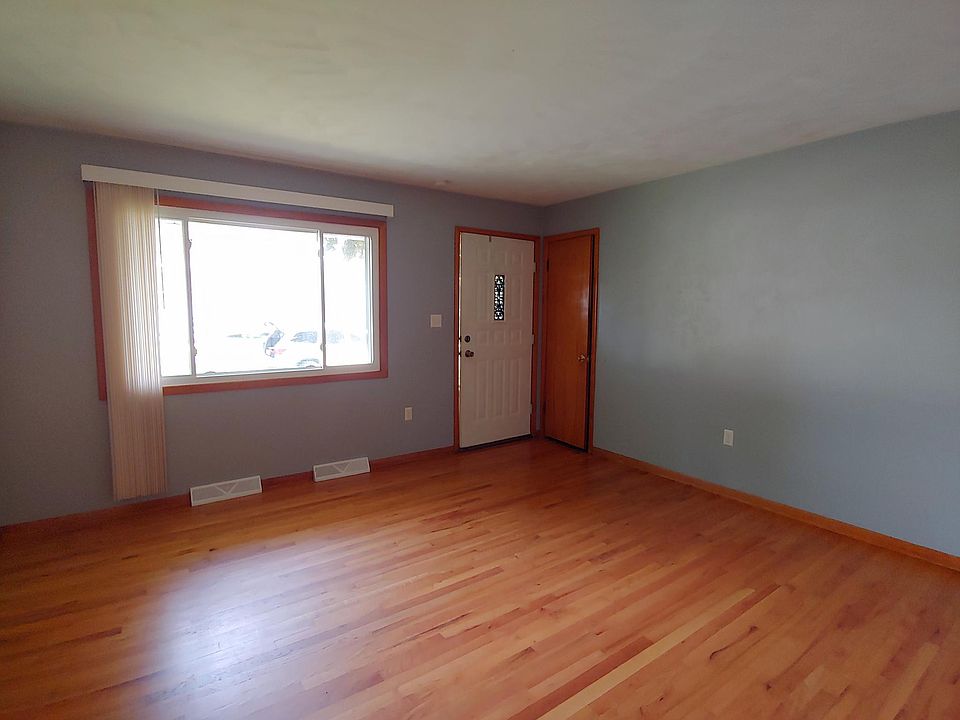 2120 Glendale Ave, Erie, PA 16510 Zillow