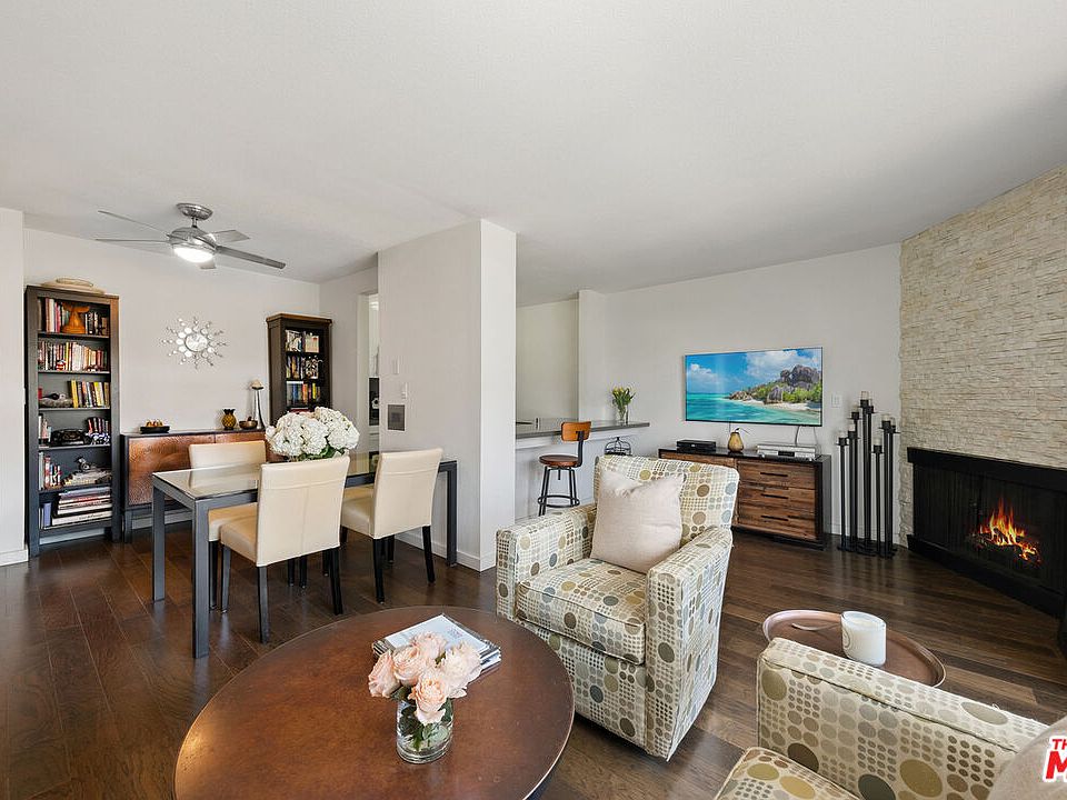 1st image of 141 S Clark Dr APT 427