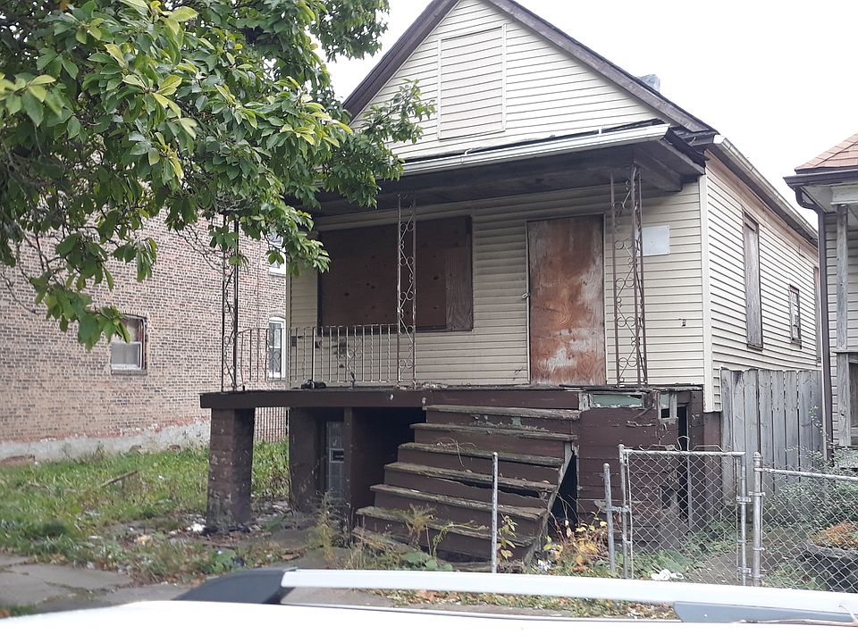 1st image of 6728 S Marshfield Ave