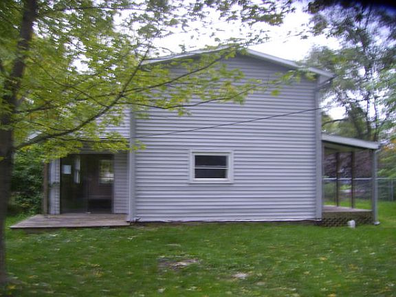 3rd image of 52707 Francis St