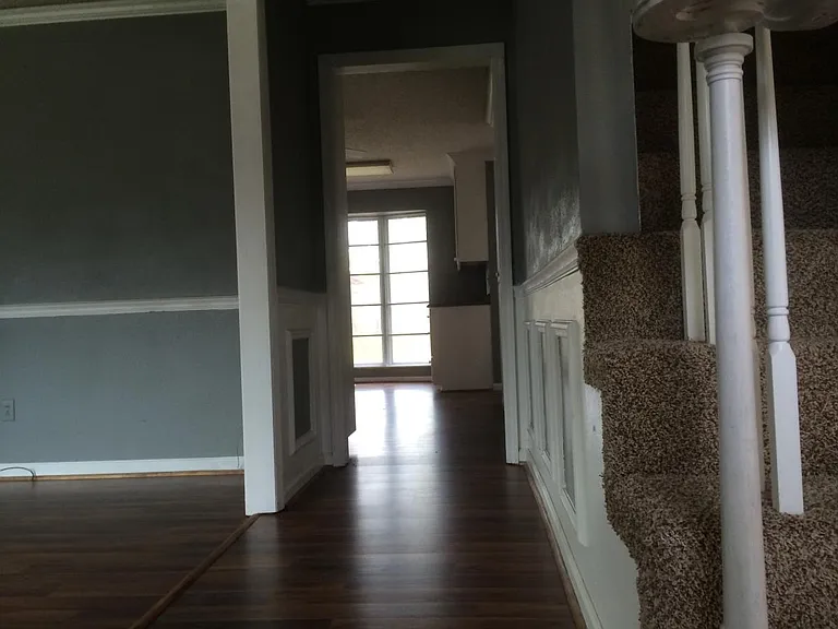 1703 Delano St — Photo 7