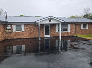 275 Emerald Rd APT 1, Mosheim, TN 37818