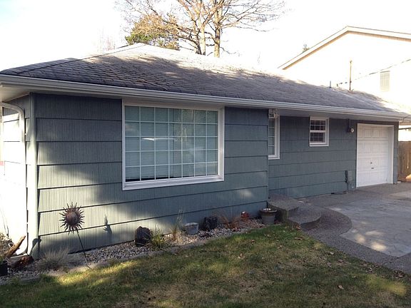 2nd image of 1705 College St SE