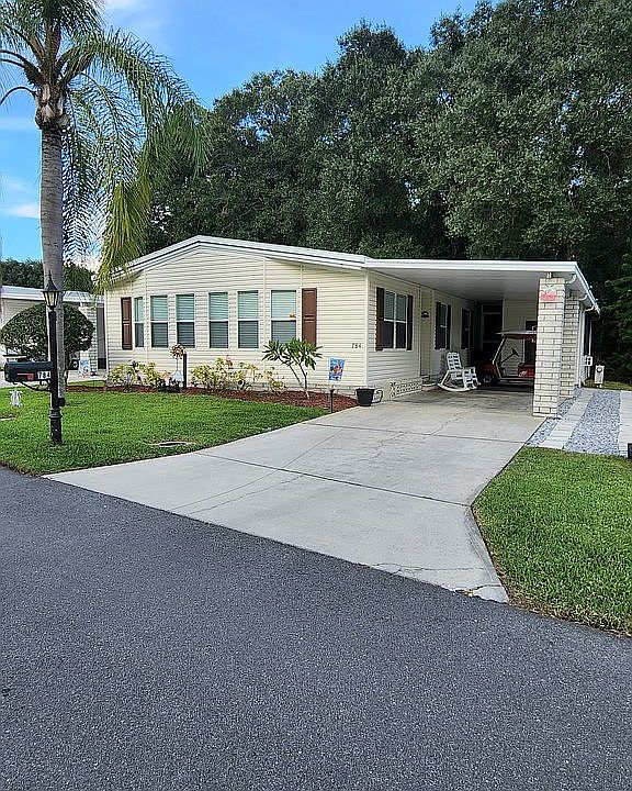 1st image of 784 Gladiola Dr