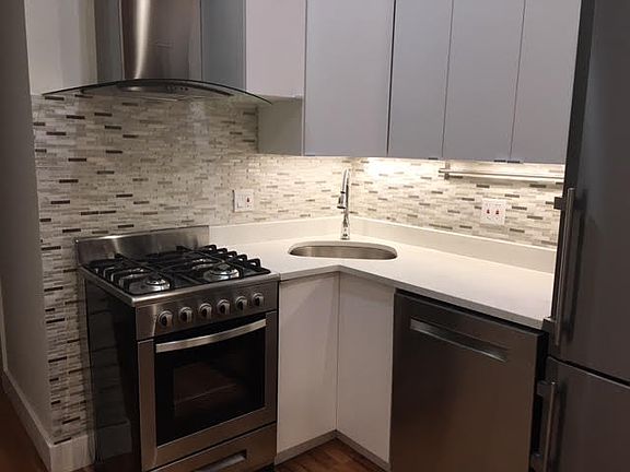 5th image of 583 Meeker Ave #5