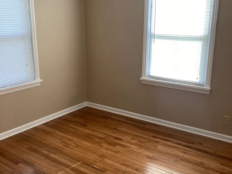 1605 Richmond Rd — Photo 28