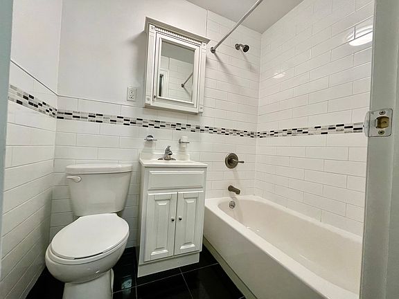 5th image of 99 Saint Marks Pl APT 2B