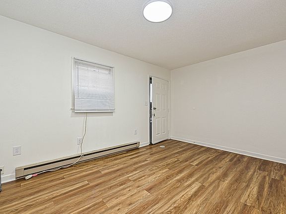 5th image of 220 McDade Rd