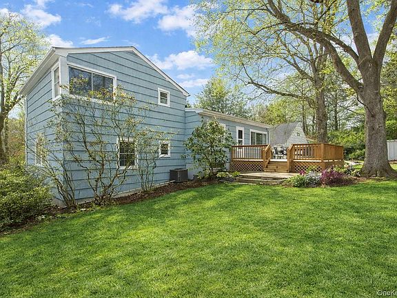 2nd image of 415 Pinebrook Boulevard