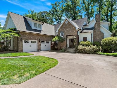 3460 Scarsborough Dr, Winston Salem, NC, 27104