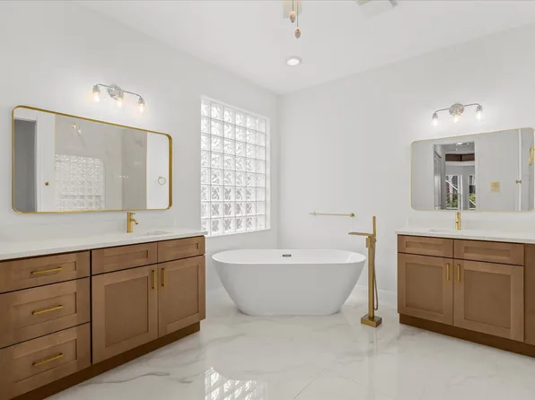 7558 Tarpon Cove Circle, Greenacres, FL 33467