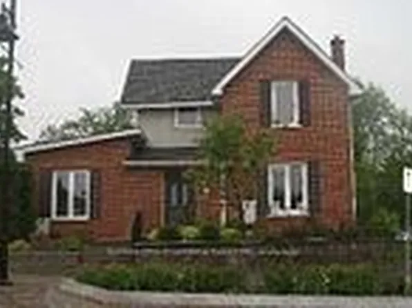 96 Brock St W, Uxbridge, ON L9P 1P4
