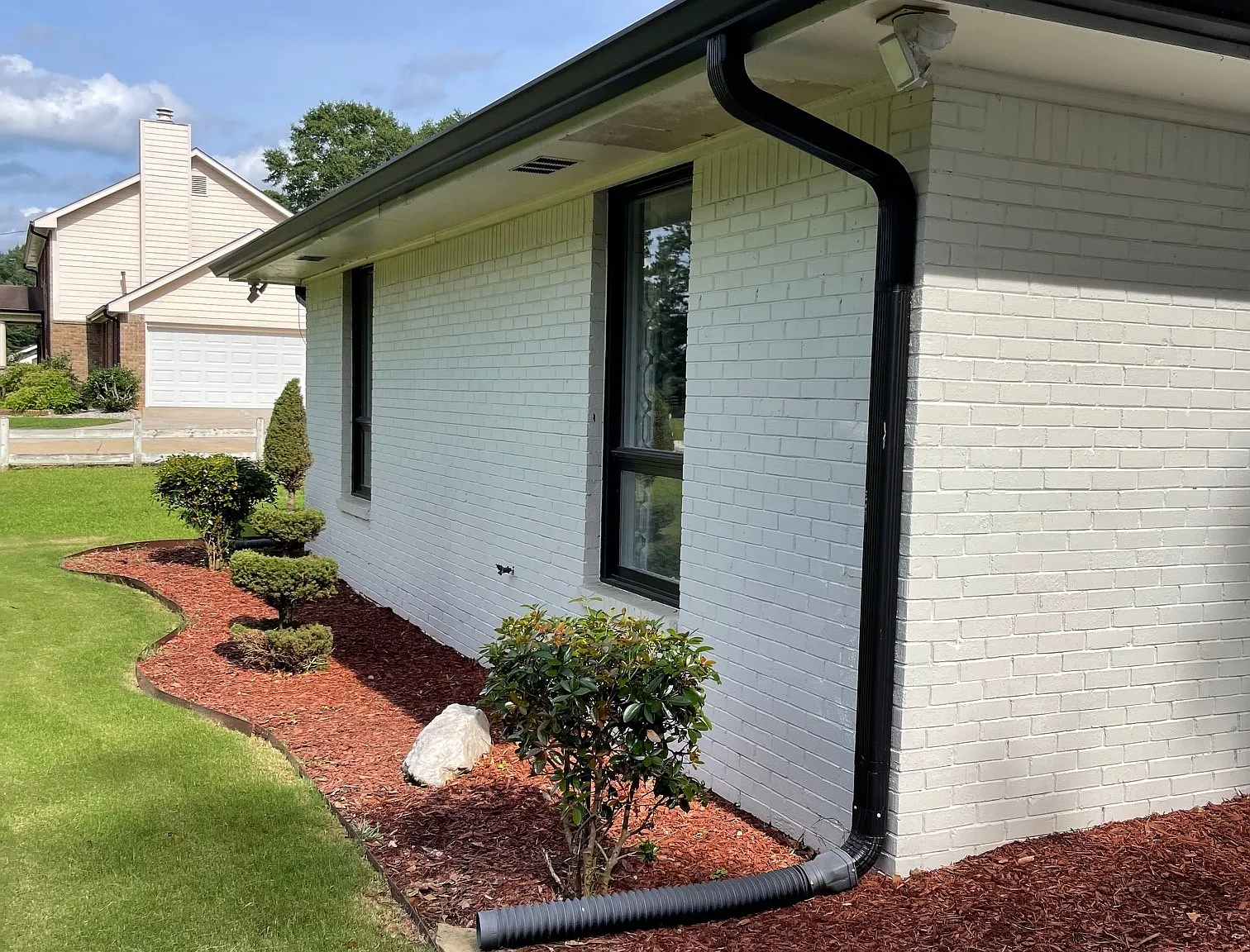 3 bed, 2.5 bath, 2254 sqft, $3,995 — Photo 4