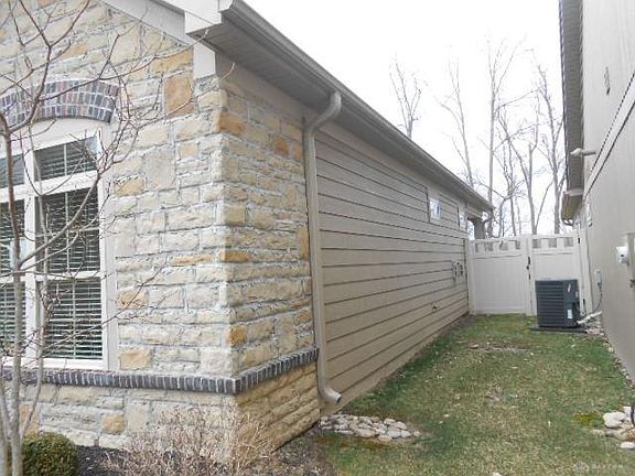 4th image of 2472 Green Ash Dr