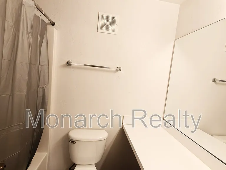 4000 SW 23rd St #5-207 — Photo 19