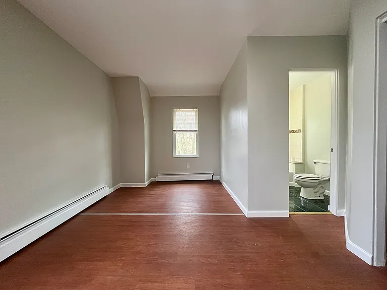 2707 Strachan Ave #2 — Photo 5